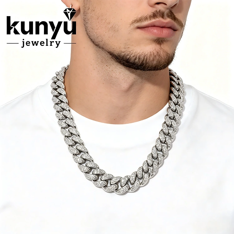Hip-hopový diamantový náhrdelník Hip-hopový diamantový náhrdelník